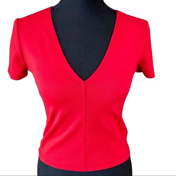 🚨FINAL OFFER Zara Trafaluc Red Crop Top Size Small - Picture 1 of 11